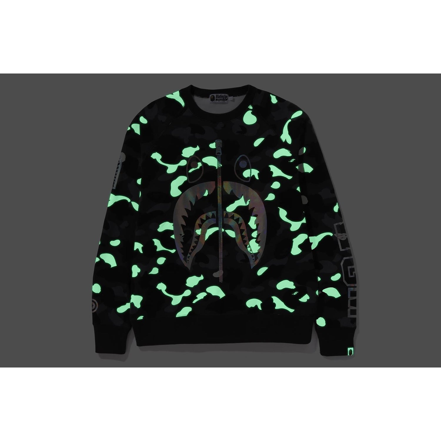 MENS CITY CAMO SHARK CREWNECK SWEATSHIRT