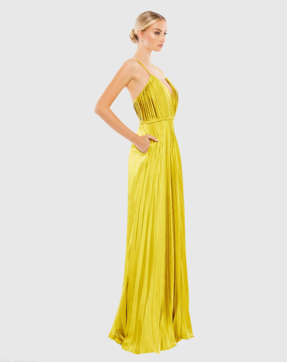 Women's Green Pleated Plunge Neck Wide Leg Jumpsuit