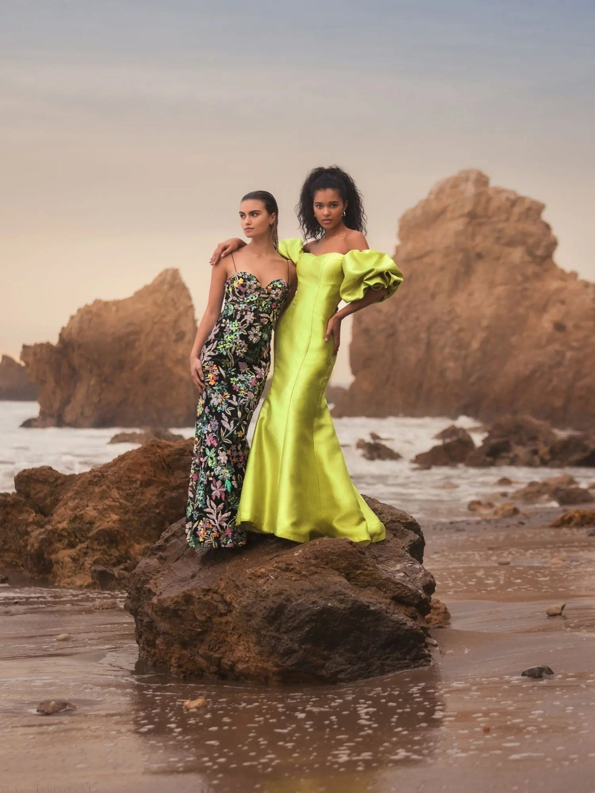 Women's Green Dress - Black Satin