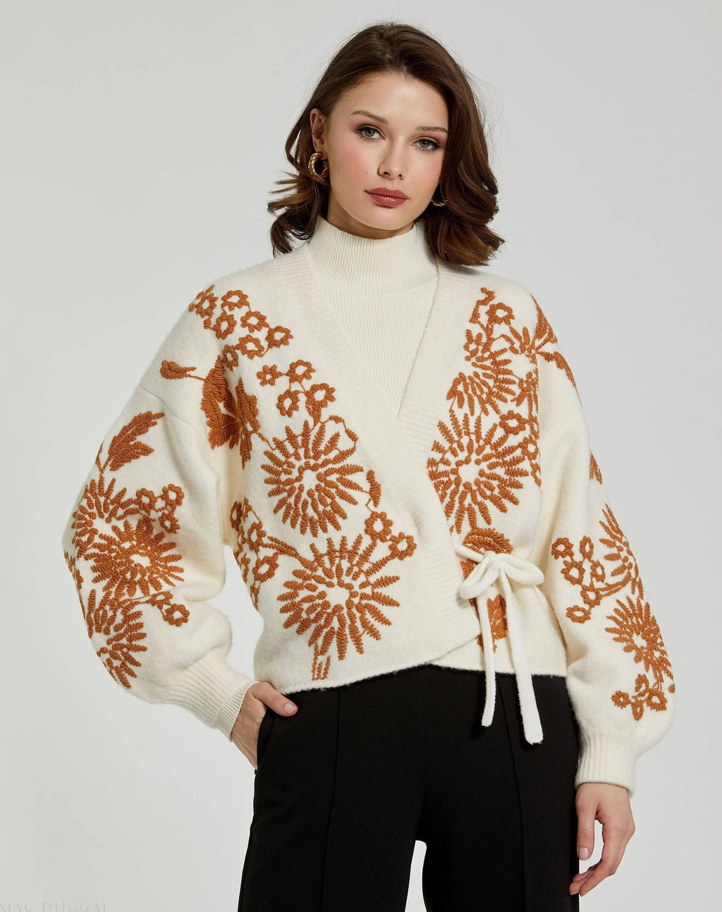 Women's White Cropped Knit Cardigan With Floral Details
