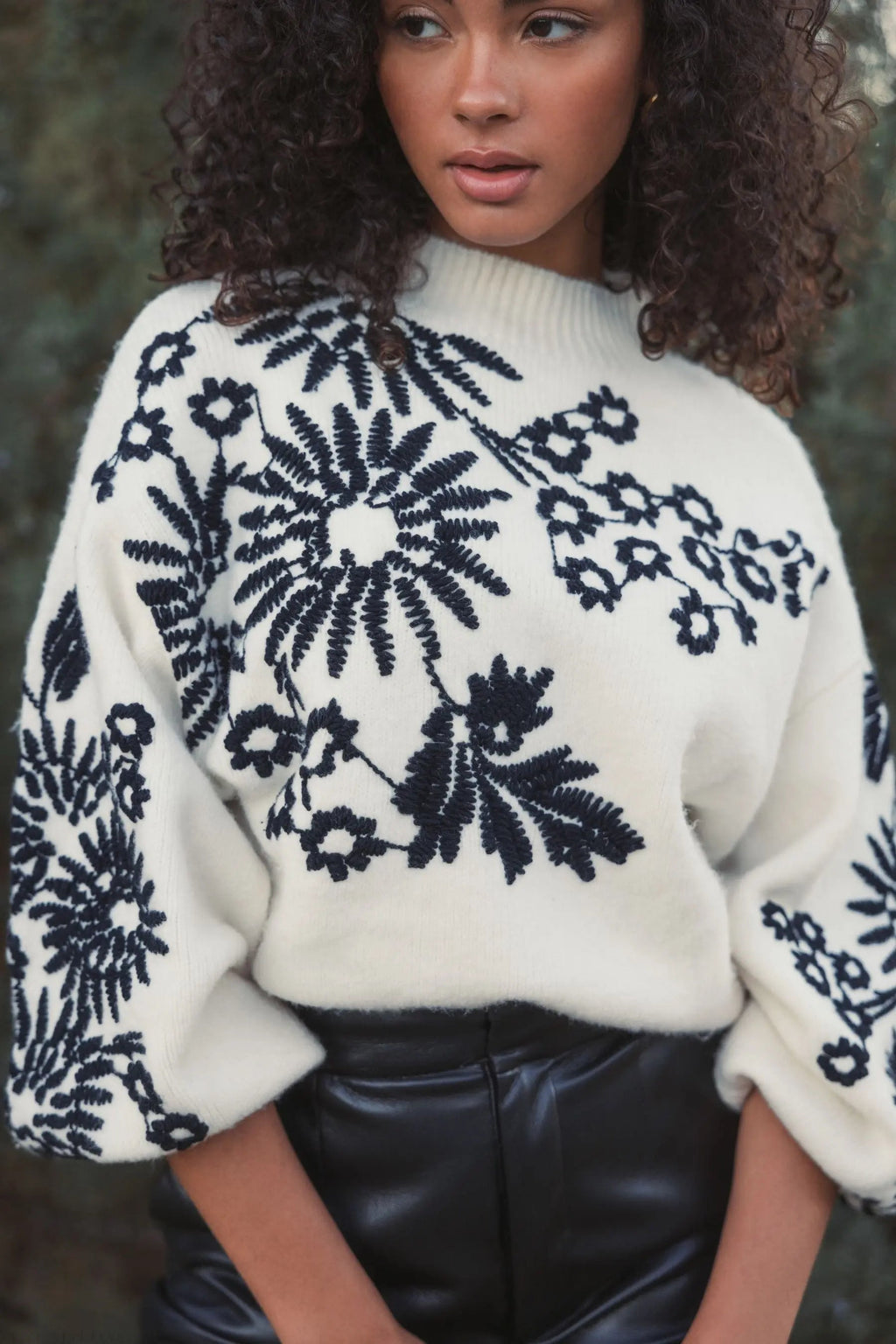 Women's White Balloon Sleeve Cropped Mock Neck Knit Sweater