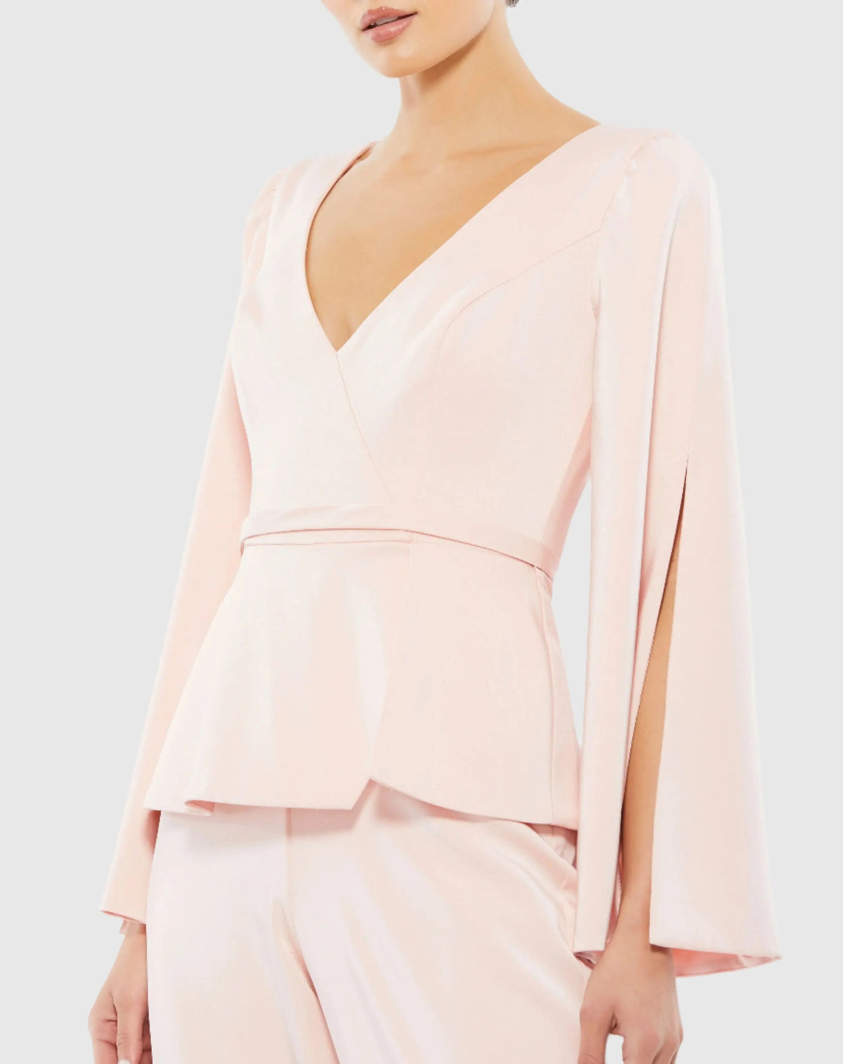Women's Pink Long Sleeve Crepe Pant Suit