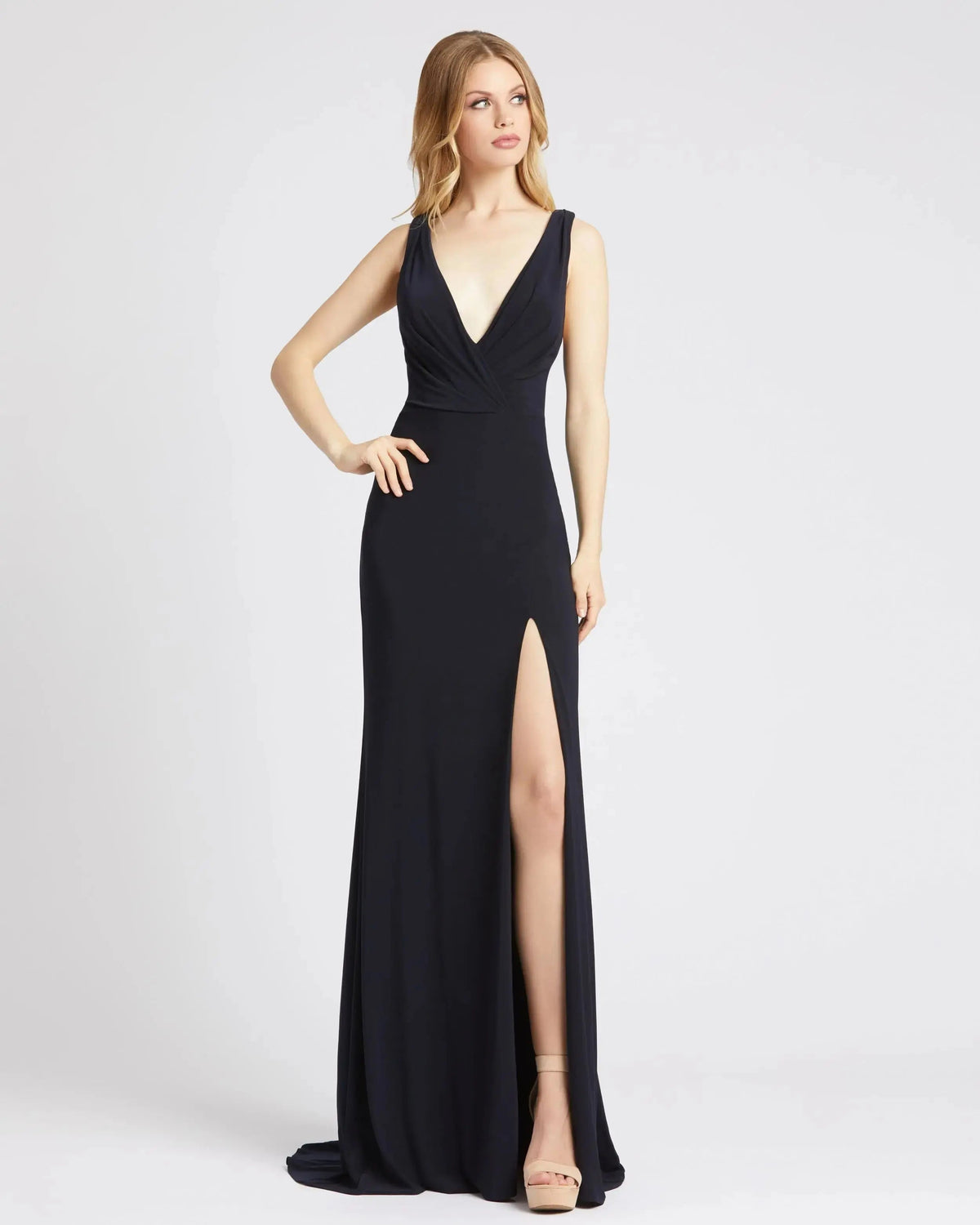 Women's Dress Sleeveless - Jersey Gown