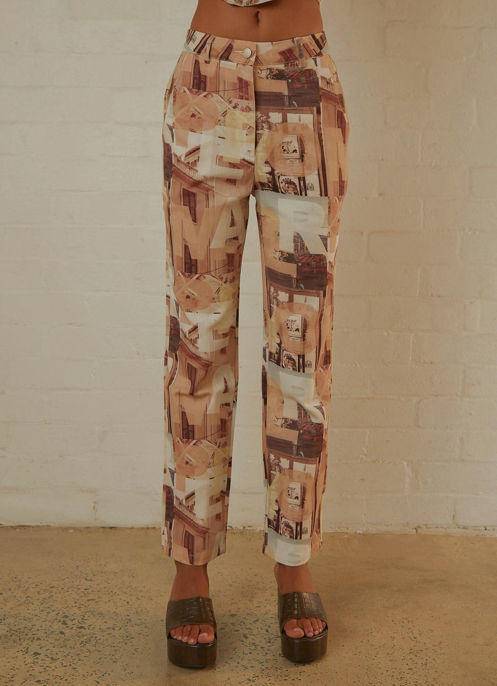 Late Nights in N.Y Pants - Neutral Film Graphic